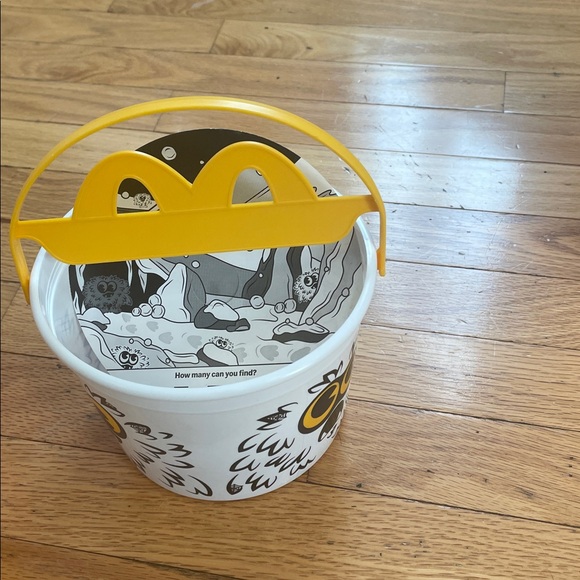 Set of two McDonald’s boo bucket with stickers - Picture 3 of 6